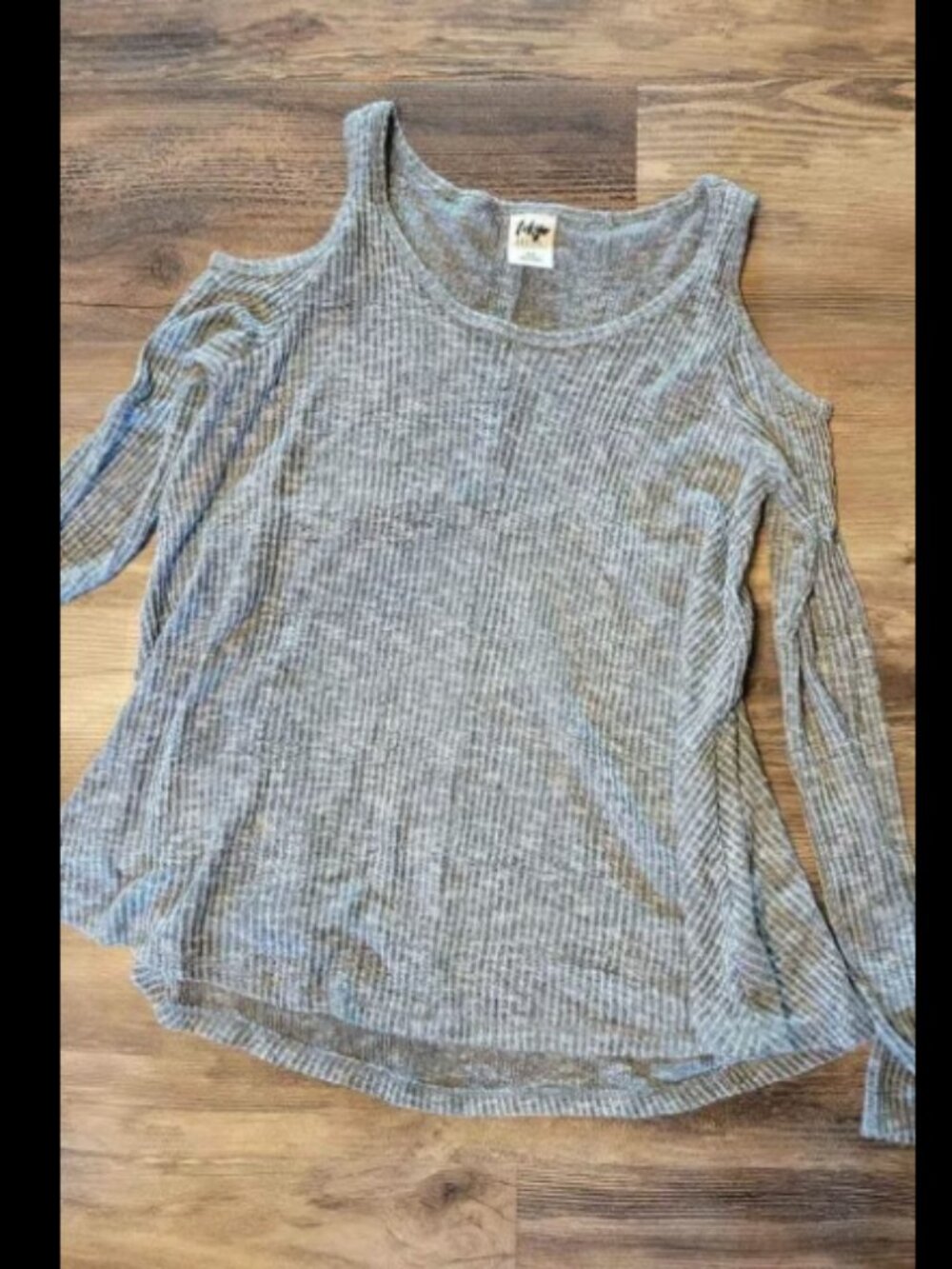 Womens size medium cold shoulder top